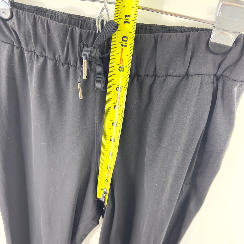 Lululemon On The Fly Joggers Womens Size 6 Black Athletic Pants Athleisure Yoga - Picture 11 of 13